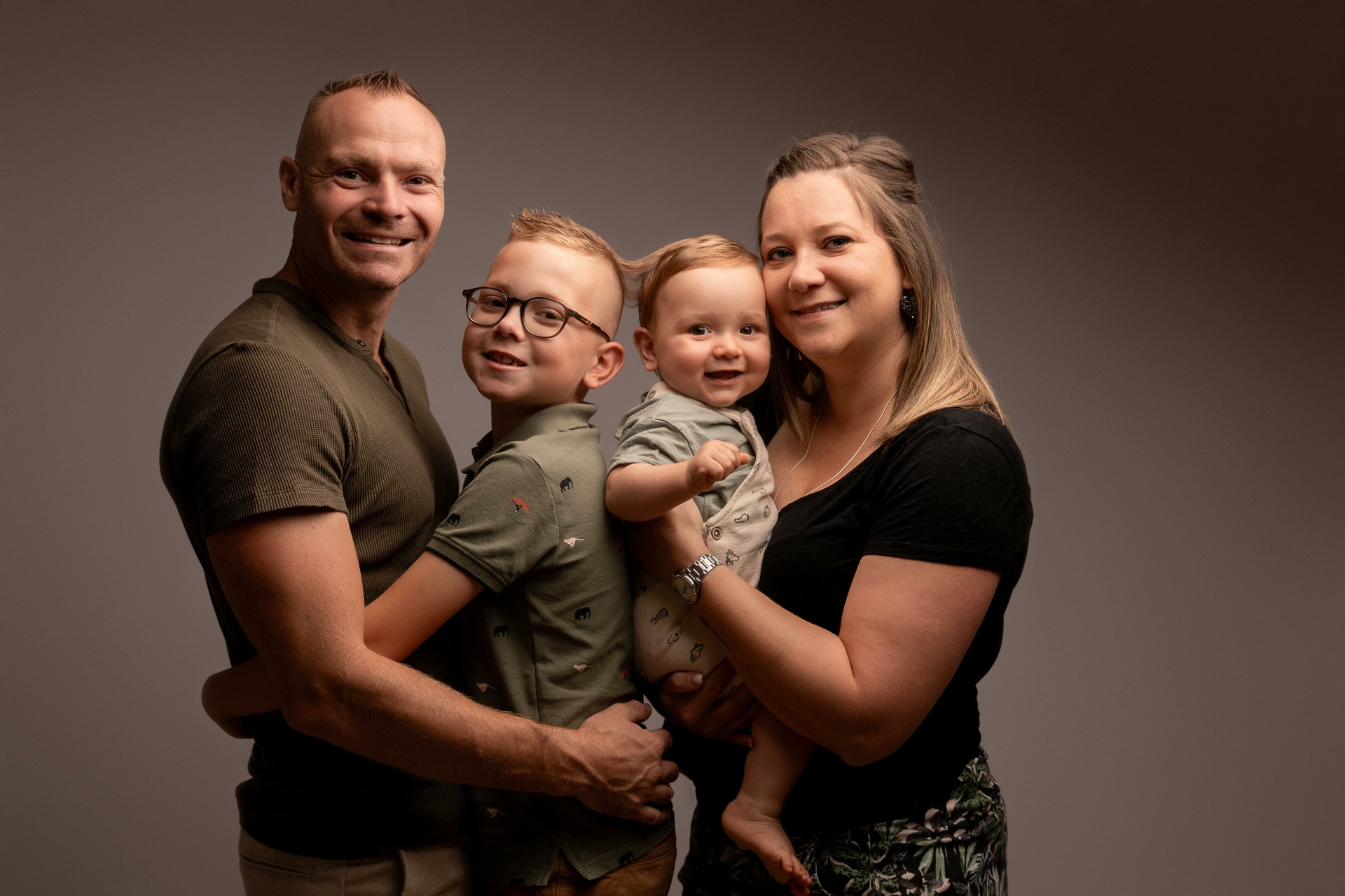 Vous allez poser pour la première fois au studio ?